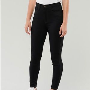Hollister Ultra High Rise Black Jeans